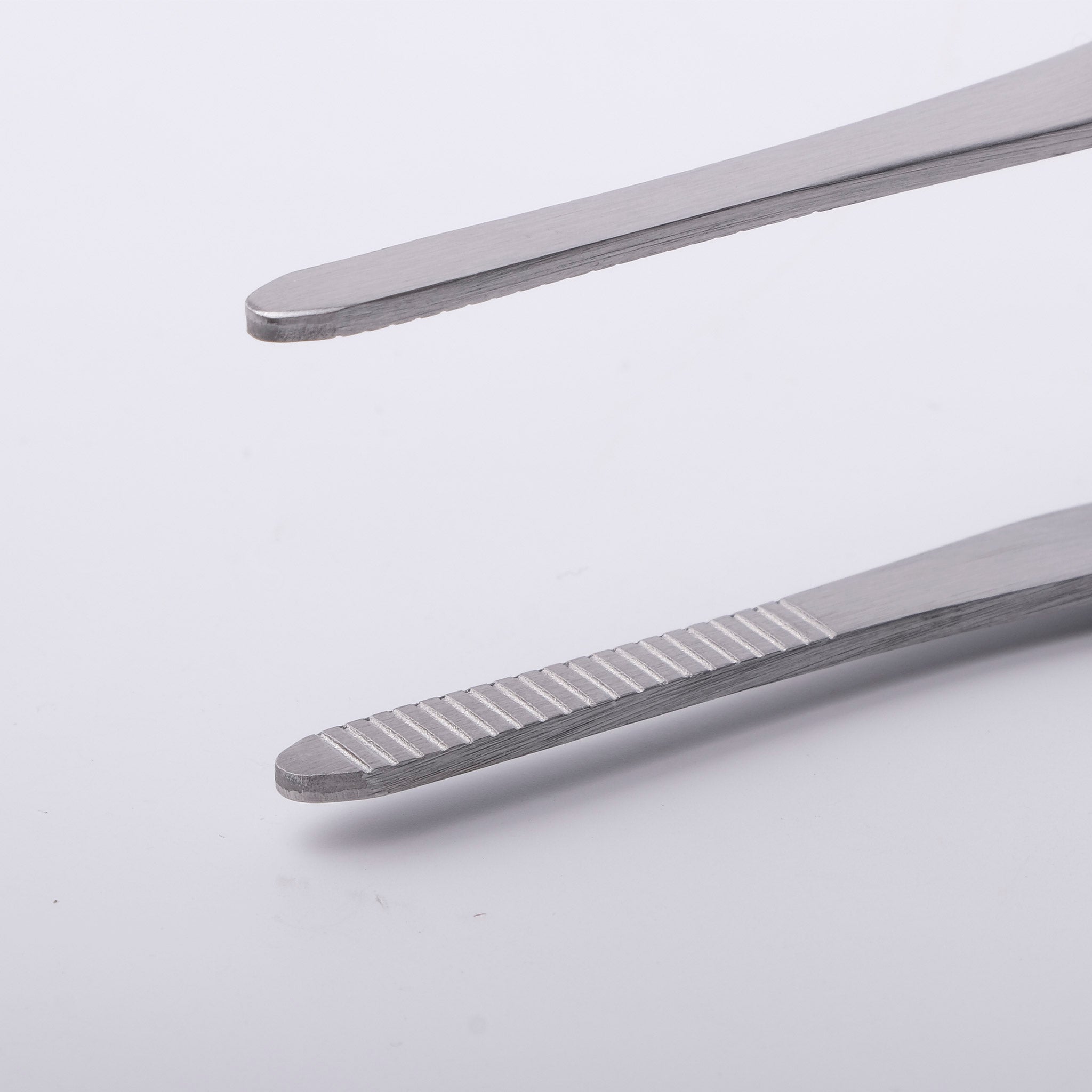 Pinça Empratamento 10"